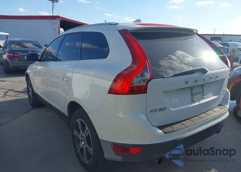 2011 Volvo Xc60 T6/T6 R-Design from USA, damaged, VIN YV4902DZ0B2152733